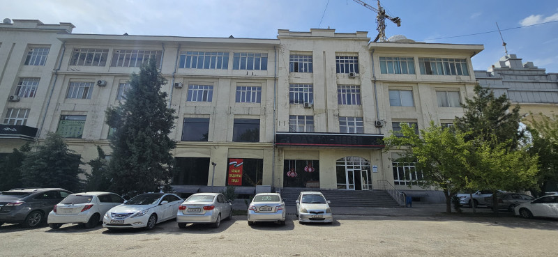 Сдам, Коммерческая, г. Душанбе, И. Самани, Амфитеатр, цена 15 000 Сдам, Коммерческая, г. Душанбе, И. Самани, Амфитеатр, цена 15 000