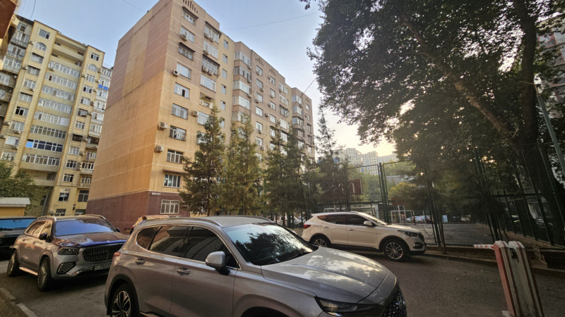 Сдам, Квартира, г. Душанбе, И. Самани, ЦУМ, цена 8 000 Сдам, Квартира, г. Душанбе, И. Самани, ЦУМ, цена 8 000