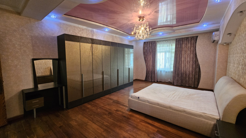 Сдам, Квартира, г. Душанбе, И. Самани, ЦУМ, цена 8 000 Сдам, Квартира, г. Душанбе, И. Самани, ЦУМ, цена 8 000