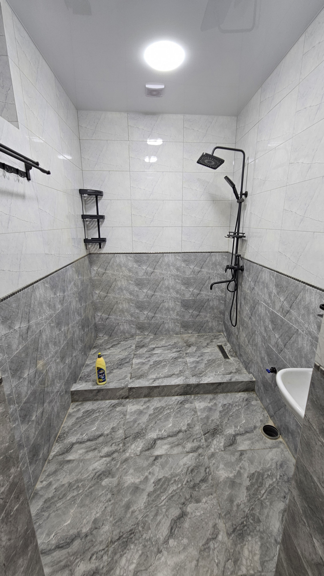 Lease, Villas, c. Dushanbe, Shohmansur, Оши Бародарон, цена 50 000 Lease, Villas, c. Dushanbe, Shohmansur, Оши Бародарон, цена 50 000