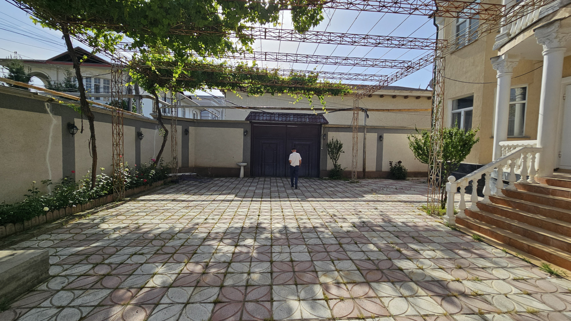Lease, Villas, c. Dushanbe, I. Somoni, Ваданасос, цена 35 000 Lease, Villas, c. Dushanbe, I. Somoni, Ваданасос, цена 35 000