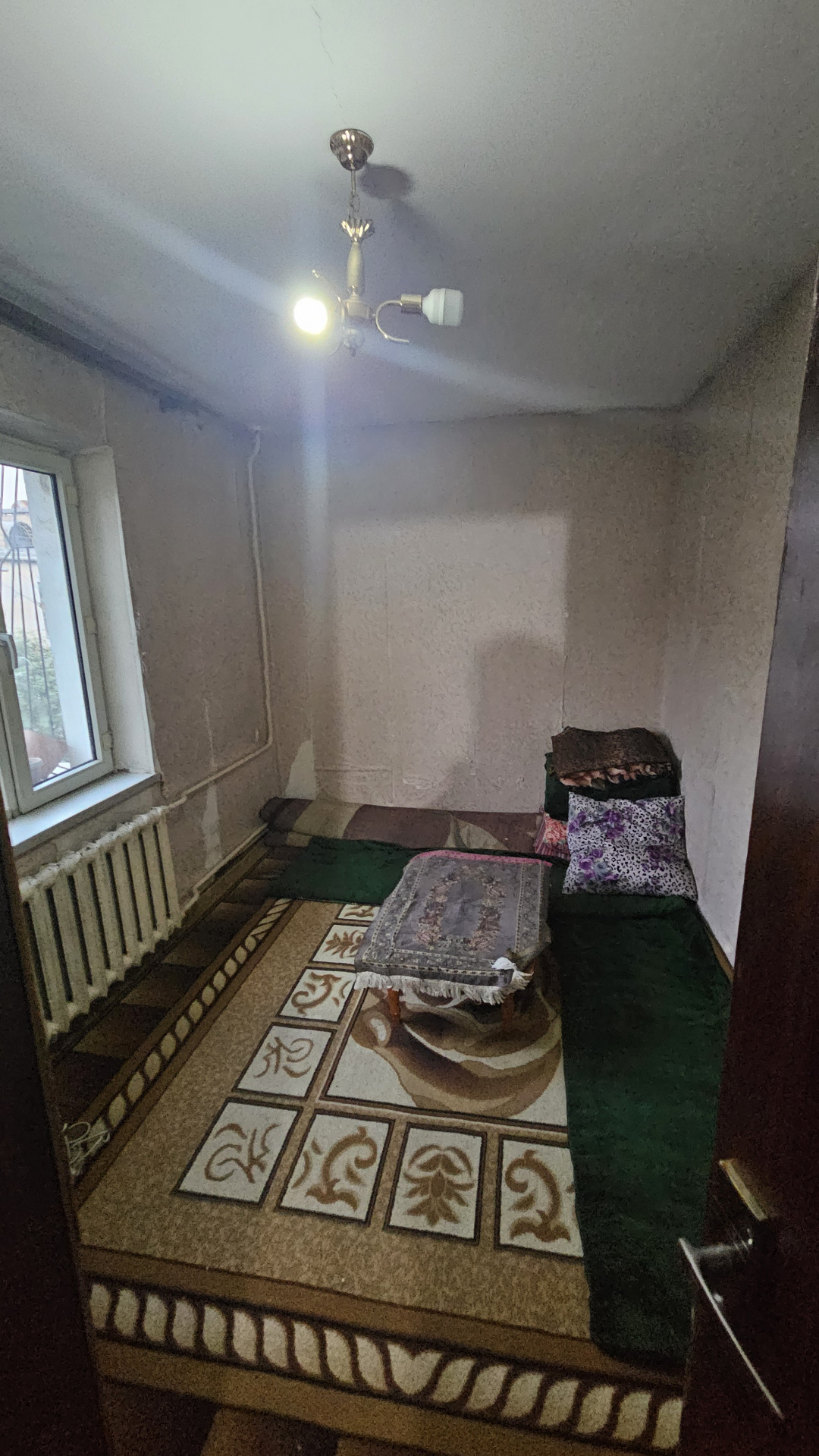 Ба иҷора, Ҳуҷра, ш. Душанбе, Шоҳмансур, Танка, цена 3 500 Ба иҷора, Ҳуҷра, ш. Душанбе, Шоҳмансур, Танка, цена 3 500