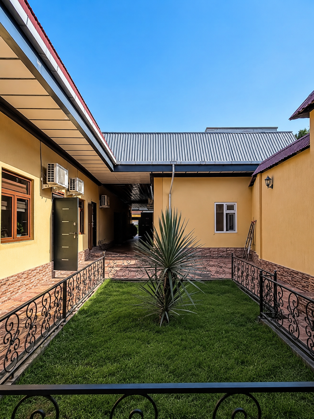Selling, Villas, c. Dushanbe, I. Somoni, Сарез, цена 3 400 000 Selling, Villas, c. Dushanbe, I. Somoni, Сарез, цена 3 400 000