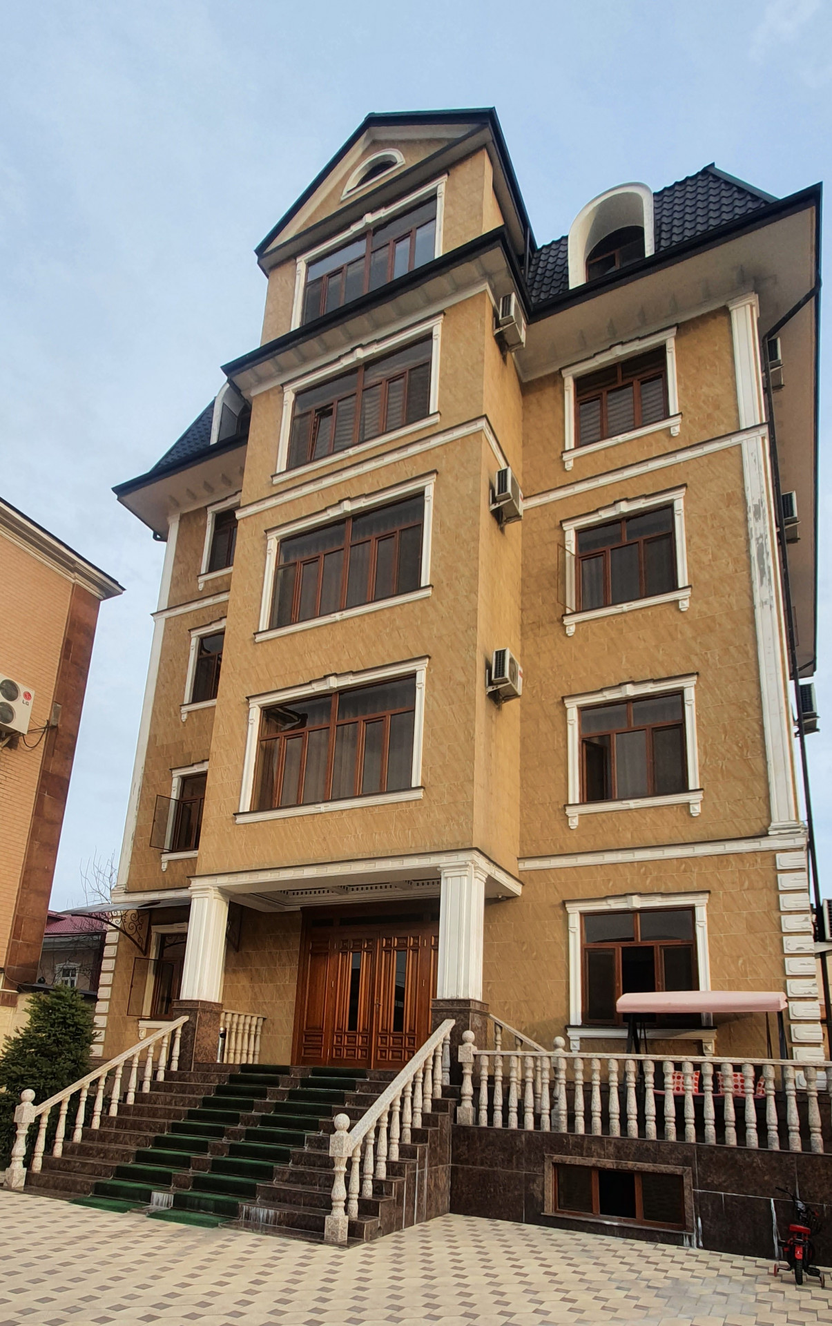 Lease, Villas, c. Dushanbe, Shohmansur, , цена 400 000 Lease, Villas, c. Dushanbe, Shohmansur, , цена 400 000