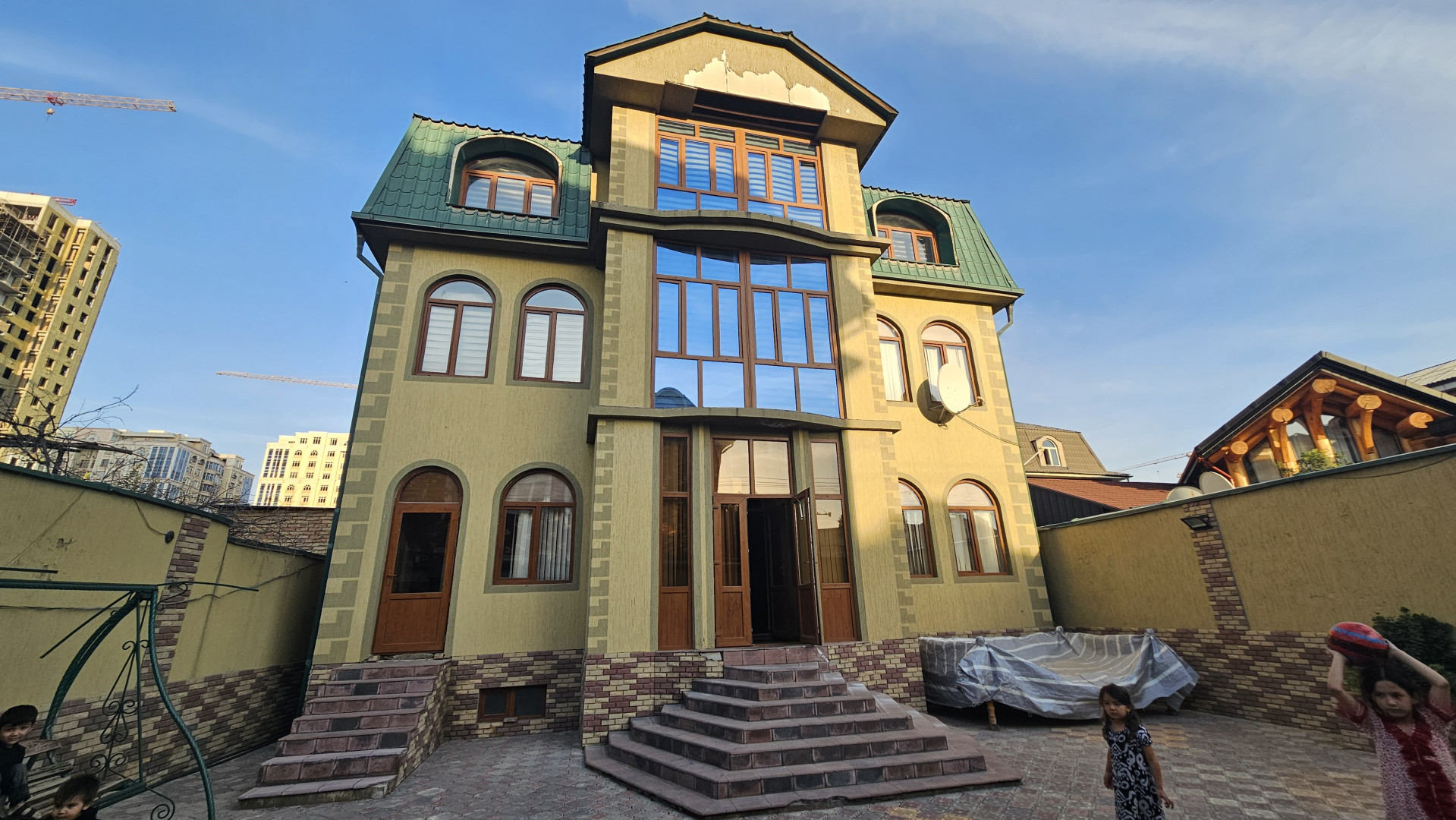 Lease, Villas, c. Dushanbe, I. Somoni, Шаҳрисабз, цена 18 000 Lease, Villas, c. Dushanbe, I. Somoni, Шаҳрисабз, цена 18 000