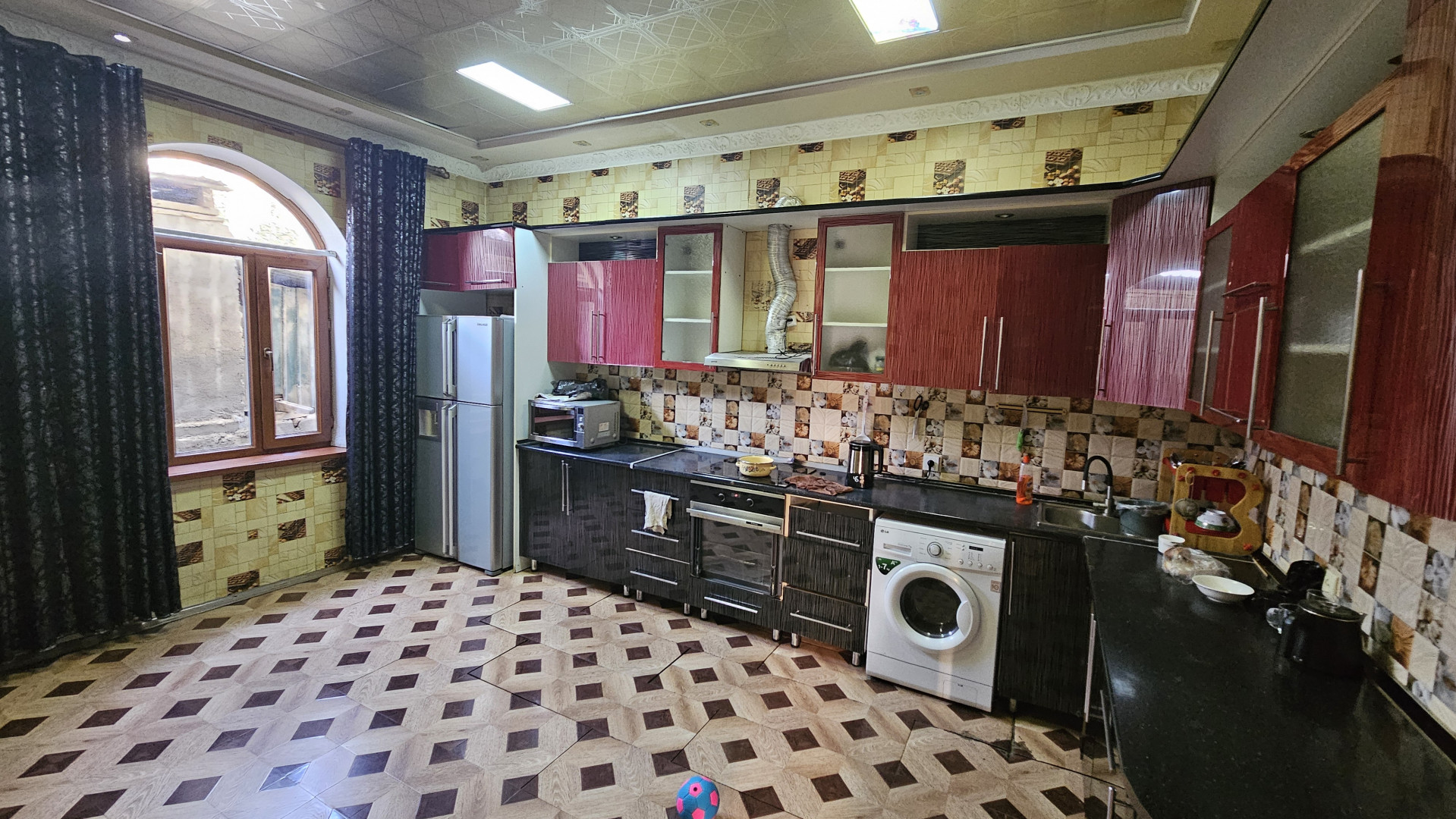 Lease, Villas, c. Dushanbe, I. Somoni, Шаҳрисабз, цена 18 000 Lease, Villas, c. Dushanbe, I. Somoni, Шаҳрисабз, цена 18 000