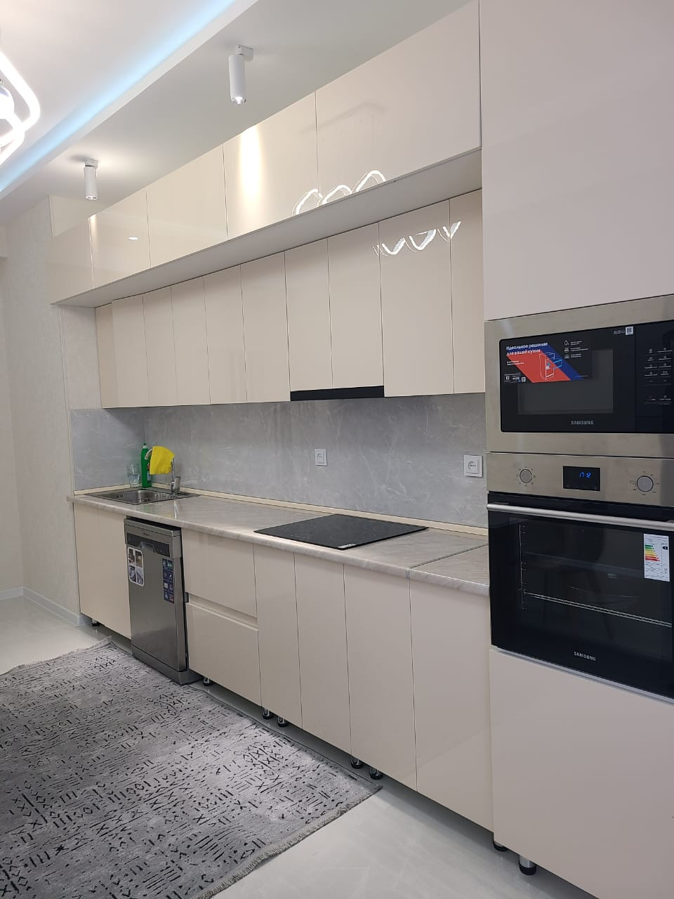 Lease, Apartments, c. Dushanbe, I. Somoni, Домпечать, цена 19 000 Lease, Apartments, c. Dushanbe, I. Somoni, Домпечать, цена 19 000